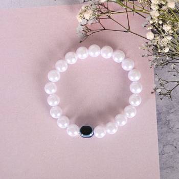 Unisex white evil eye crystal elasticated bracelet 1