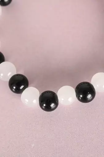 Unisex white marble crystal beaded elasticated bracelet