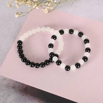 Unisex white & black marbel crystal elasticated bracelet 1