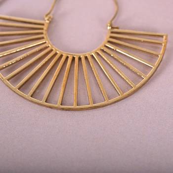 Women golden hoop earrings 2