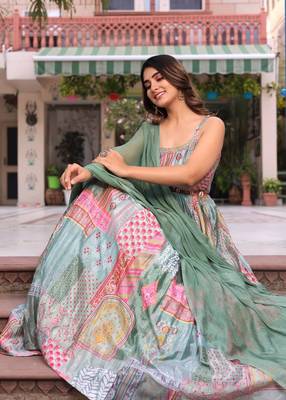 Printed Maxi with Artisan Belt & Flowing Dupatta 2