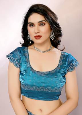   embellished bollywood chiffon saree with blouse piece 4