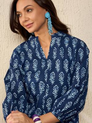 women blue cotton blend floral printed regular top 2