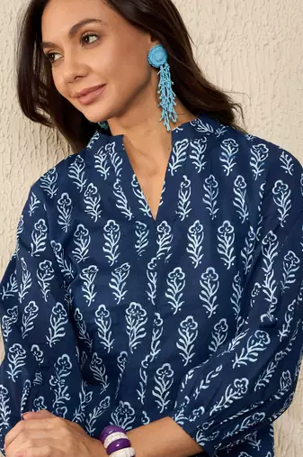 women blue cotton blend floral printed regular top