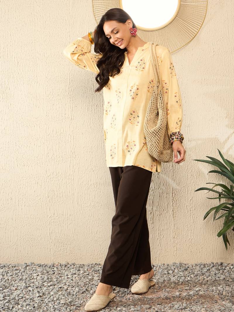 yellow cotton blend floral printed regular top
