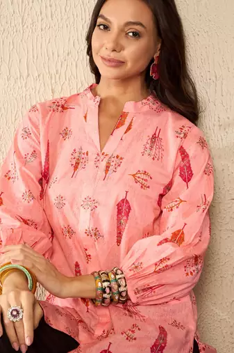 women pink cotton blend floral printed regular top
