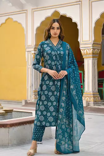 women blue rayon blend floral printed straight kurta trousers with dupatta