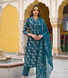 women blue rayon blend floral printed straight kurta trousers with dupatta