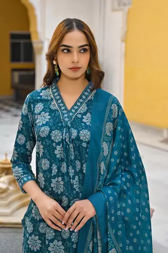 women blue rayon blend floral printed straight kurta trousers with dupatta