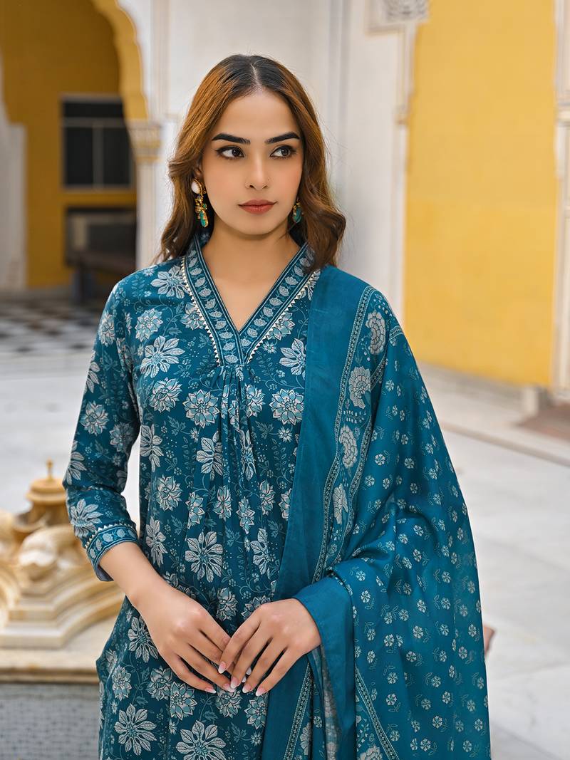 women blue rayon blend floral printed straight kurta trousers with dupatta