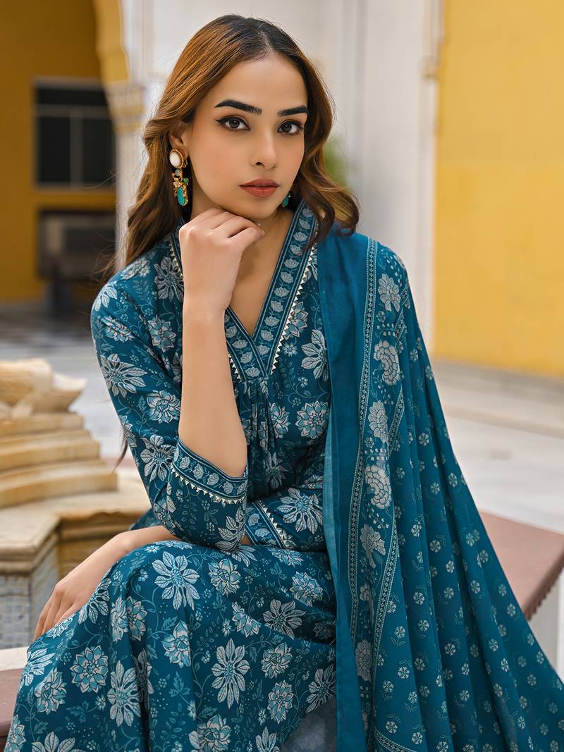 women blue rayon blend floral printed straight kurta trousers with dupatta