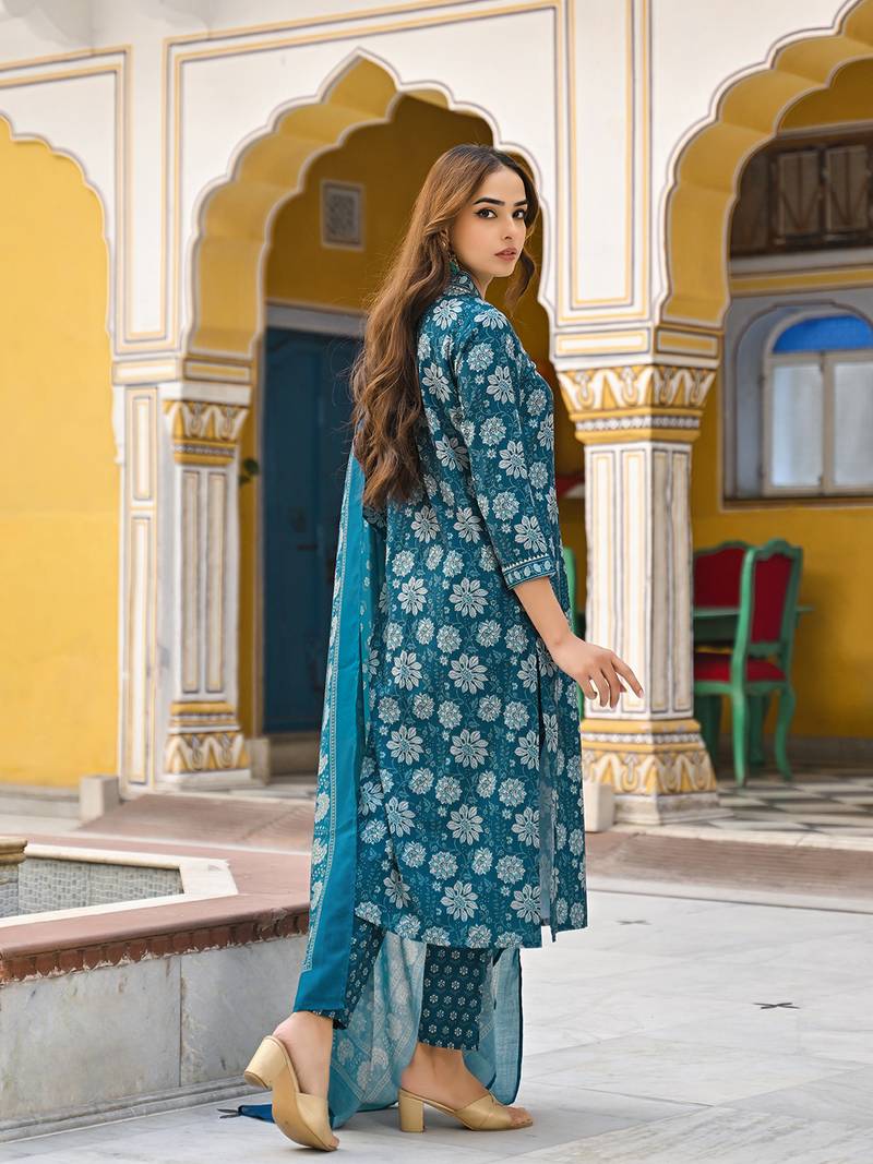 women blue rayon blend floral printed straight kurta trousers with dupatta