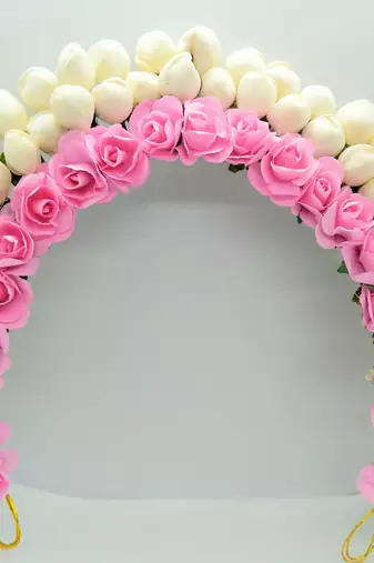 Baby pink gajra