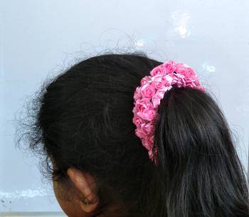 Baby pink plain gajra 3