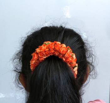 Orange plain gajra 1