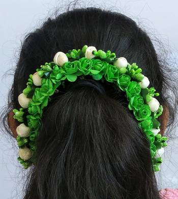 Green gajra 2