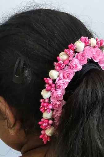 Baby pink pollens gajra