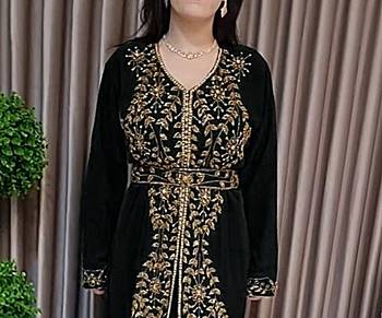 Black Moroccan Kaftan With hijab 2