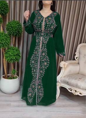 Dark Green Moroccan Kaftan With hijab 5