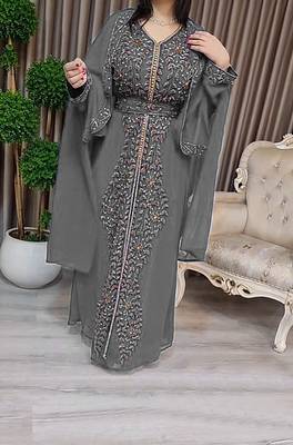 Grey Moroccan Kaftan With hijab 3
