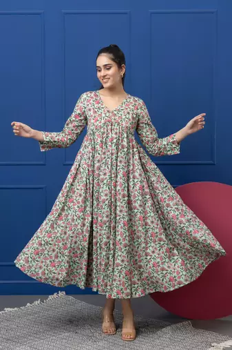 Smer women's cotton printed v-neck 3/4th sleeves flare midi dress