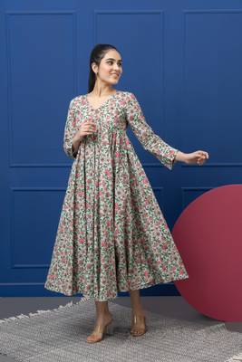 Smer women's cotton printed v-neck 3/4th sleeves flare midi dress 3