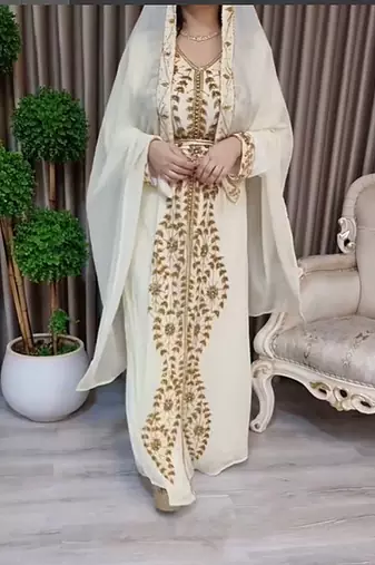 OFF White Moroccan Kaftan With hijab