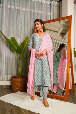 Blue cotton kyaari printed kurta set - (set of 3) 2