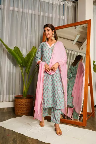 Blue cotton kyaari printed kurta set - (set of 3)