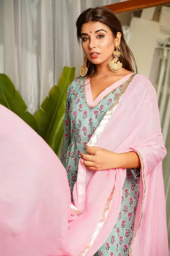 Blue cotton kyaari printed kurta set - (set of 3)