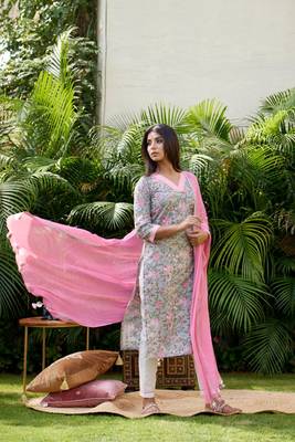 Pink grey floral kurta dupatta set (set of 3) 1
