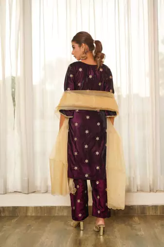 Wine embroidered velvet kurta set (set of 3)