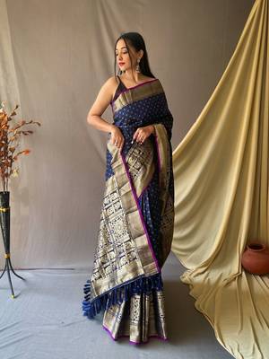 Beautiful Soft Silk Saree Is Having Checks Silver And Gold Zari Saree 3