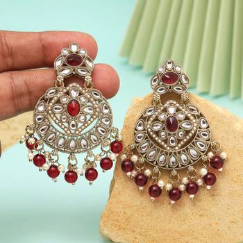 Maroon color kundan earrings 2