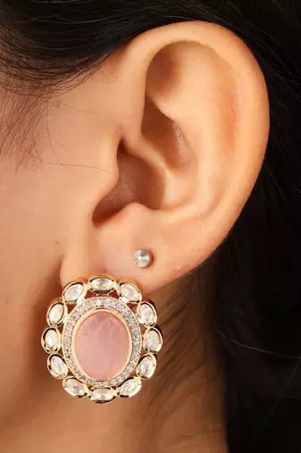Gold-plated flower pendant necklace with pastel pink stone & matching earrings