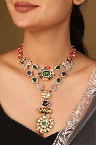 Curved colorful stone necklace with engraved circle pendant & matching earrings