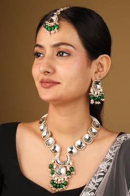 Necklace with shapeless transparent kundan stones & dark green jhumkis 2