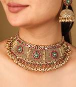 Ancient-style curved gold-plated necklace with intricate carvings & beaded earrings