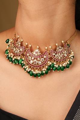 Moon-shaped pendant necklace with dark green jhumkis & matching earrings 4