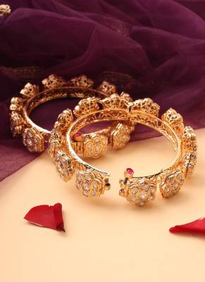 Floral grace gold-plated kundan bangles 4