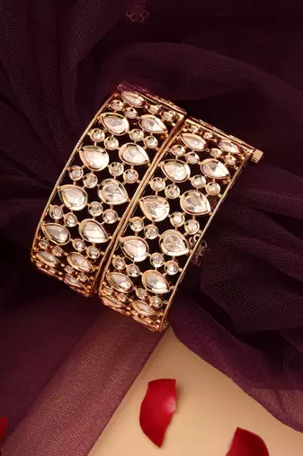 Regal raindrop gold-plated kundan stone bangles