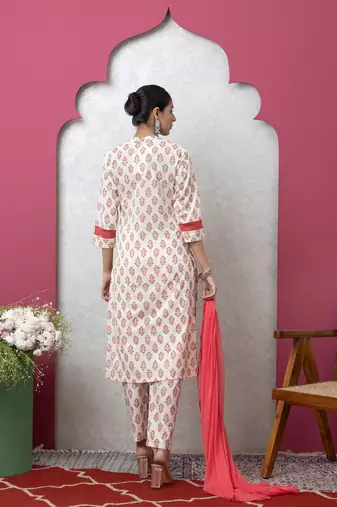 Smer women's cream & pink cotton printed v-neck 3/4th sleeves straight kurta & trouser with dupatta set