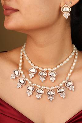 2-layer pearl necklace with kundan stone pendant 1