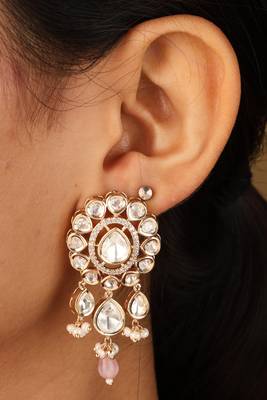 Un-cut kundan necklace with pink pearls 3