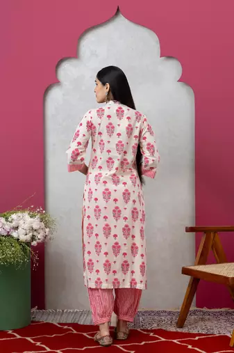 Smer women's cotton printed cream & pink v-neck 3/4th sleeves kurta & salwar set