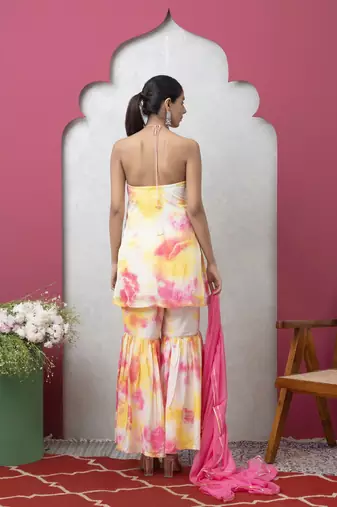Smer women's pink & yellow tie dye strap shoulder sleeveless straight kurta & sharara with dupatta set