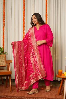 Fuschia pink pathani kurta suit set with benarasi dupatta 1