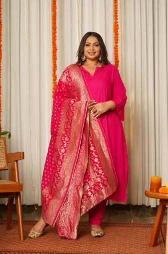 Fuschia pink pathani kurta suit set with benarasi dupatta