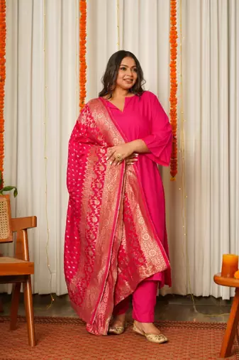 Fuschia pink pathani kurta suit set with benarasi dupatta