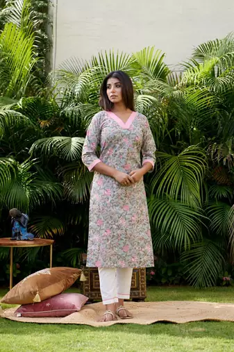 Pink grey floral v- neck cotton kurta pant set